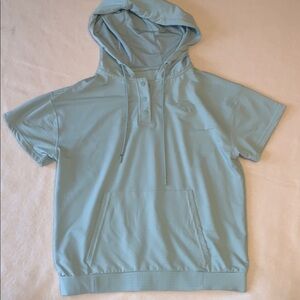 Mono B Mint Top Hood Size Medium Short Sleeves